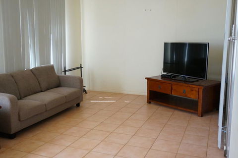 11A King Place - Large Deck And BBQ Area - Holiday Adelaide 1