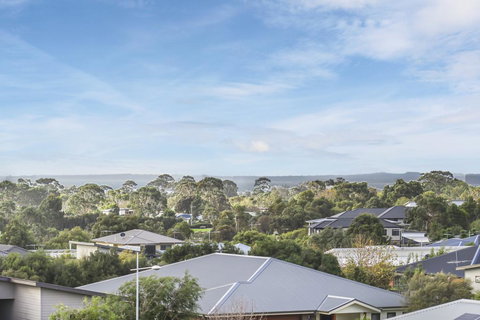 12 Echidna Grove - Holiday Adelaide 1