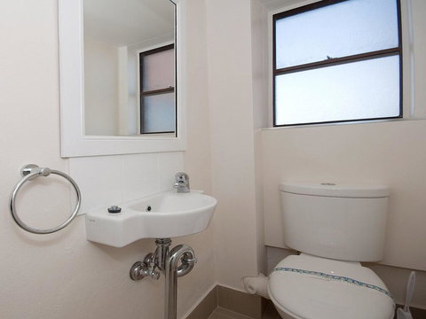 15 'Intrepid', 3 Intrepid Close - Right On The Beachfront - Holiday Adelaide 2