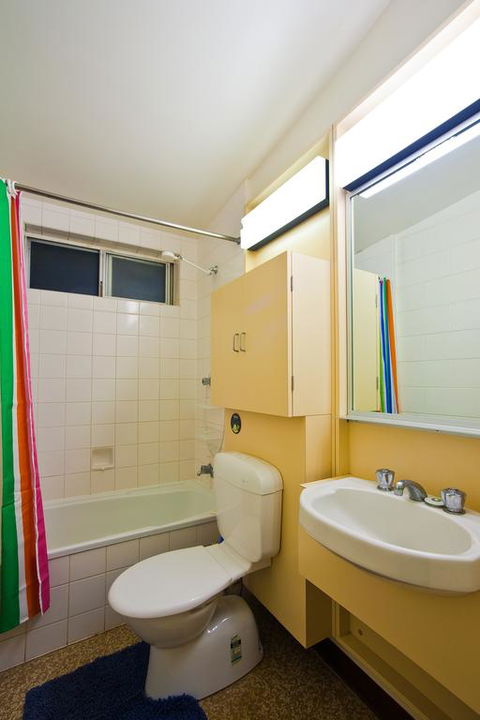15 Grenadier Street - Great Pet-Friendly Holiday Home With Plenty Of Space - Holiday Adelaide 3
