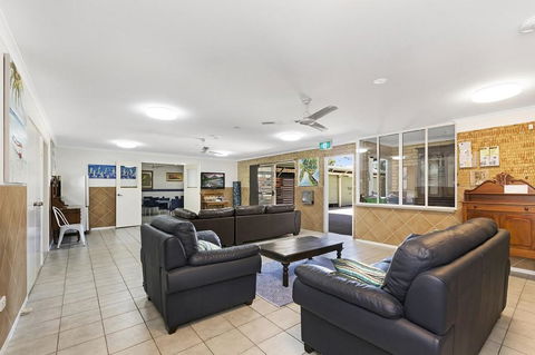 17 North Street Budget Accommodation - Holiday Adelaide 2