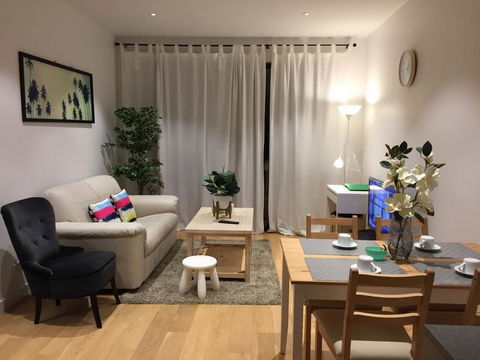 18 Surflen St - Holiday Adelaide 0