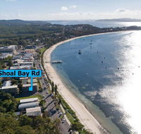 2 'Shoal Towers' 11 Shoal Bay Rd - across the road to beautiful Shoal Bay Beach - Holiday Adelaide