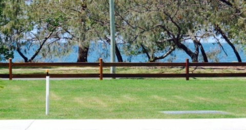 2 BDR Sea View Guest House - Holiday Adelaide 0