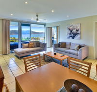 2 Bedroom Poinciana Lodge - Holiday Adelaide
