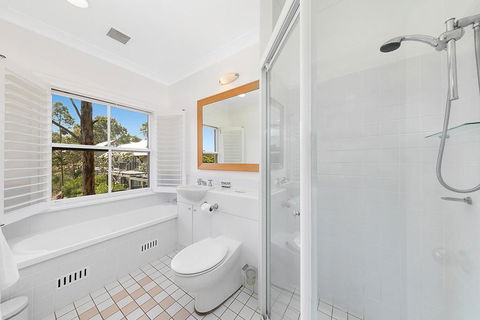 2 Bedroom Villa @ Oaks Cypress Lakes Resort - Holiday Adelaide 3