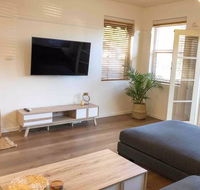 2 Bedroom SHORT walk to CBDBEACH and DARBY ST - Holiday Adelaide