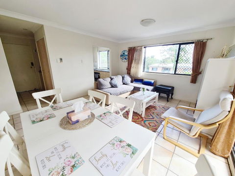 Charming 2bd Apt Near UQ & Ferry - Holiday Adelaide 0