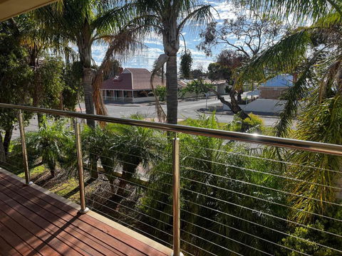Cowell Townhouse Apartments - Holiday Adelaide 4