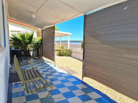 Crab Claw Cottage - Holiday Adelaide 2