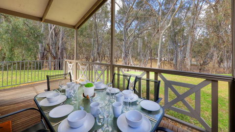 Deniliquin Riverside Caravan Park - Holiday Adelaide 0