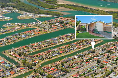 29a Ballina Crescent, Port Macquarie - Holiday Adelaide 3