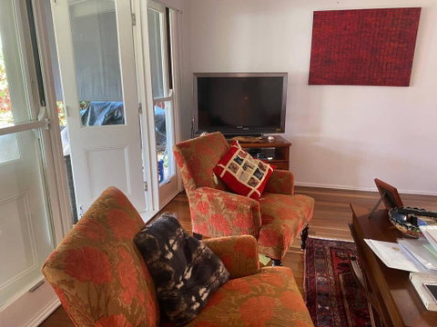 3 Bedroom Character Home Near CBD - Holiday Adelaide 0