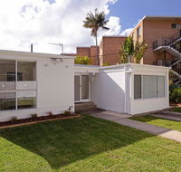 3 Lillian Street - fantastic house so close to the water - Holiday Adelaide