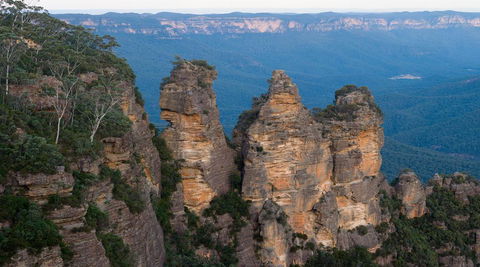3 Sisters Blue Mountains Cottage - Holiday Adelaide 0
