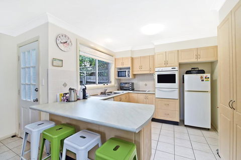3/54 Owen Street, Port Macquarie - Holiday Adelaide 3