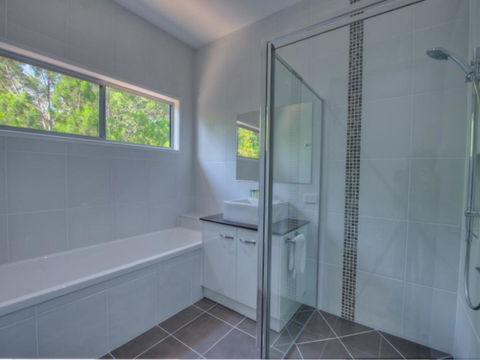 36 Satinwood Drive - Rainbow Shores - Holiday Adelaide 2