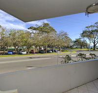 4 'Fleetwood' 63 Shoal Bay Rd - Air conditioned unit with magnificent water views - Holiday Adelaide