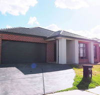 5 Bed 2 Bath big house - Holiday Adelaide