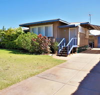 5 Learmonth Street - Close to town centre