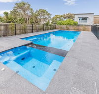 52 ON BAYVIEW - PET FRIENDLY OUTSIDE ONLY - Holiday Adelaide