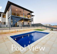 6 Corella Court - PRIVATE JETTY  POOL
