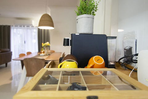 66 Martyn Street - Holiday Adelaide 2