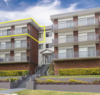 9 'Adriana' 83 Ronald Avenue - fabulous views  aircon - Holiday Adelaide