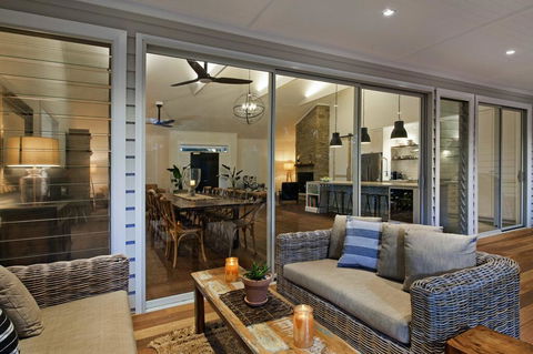 A Home Like Few Others - Holiday Adelaide 1
