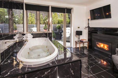 A Loft In The Mill Boutique Accommodation - Holiday Adelaide 1