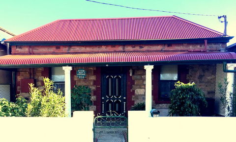 A Miner's Rest - Holiday Adelaide 0