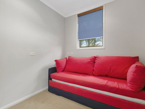 A Superb Location For Enjoying The Best Of Noosa - Unit 2/69 Noosa Parade - Holiday Adelaide 2