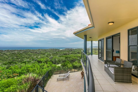 A SWEET ESCAPE - Above Byron - Holiday Adelaide 3