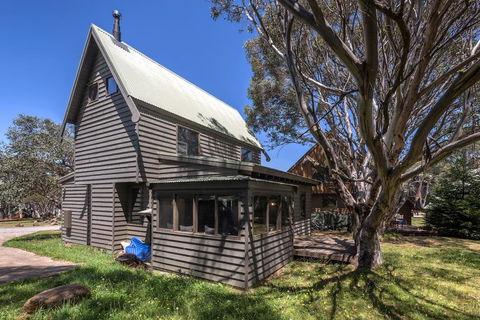 Aaragon - Holiday Adelaide 2