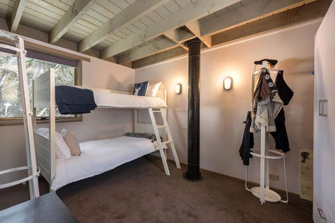 Aaragon - Holiday Adelaide 1