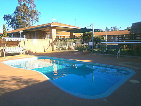 Aaron Inn Motel - Holiday Adelaide 0