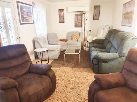 Abelia Cottages Botanical - Holiday Adelaide 2