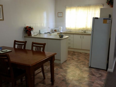 About Town Cottages - Holiday Adelaide 3