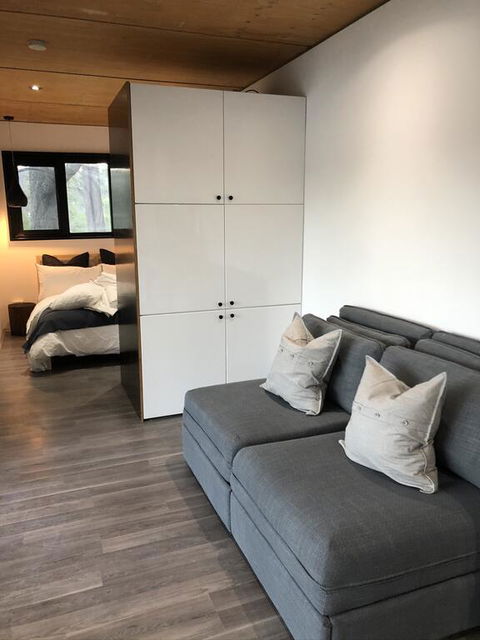 Absolute Riverfront Shipping Container Cabin - Holiday Adelaide 3