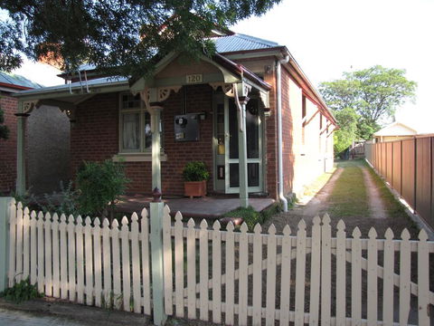 Acacia Cottage On Peel, Bathurst - Holiday Adelaide 2