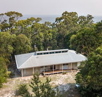 Acacia Lakehouse - The lake at your doorstep - Holiday Adelaide