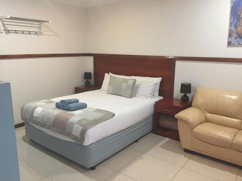 Across Country Motel And Serviced Apartments - Holiday Adelaide 1