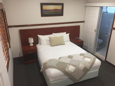 Across Country Motel And Serviced Apartments - Holiday Adelaide 0