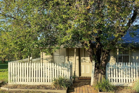 Dunkeld Secret Garden - Holiday Adelaide 1