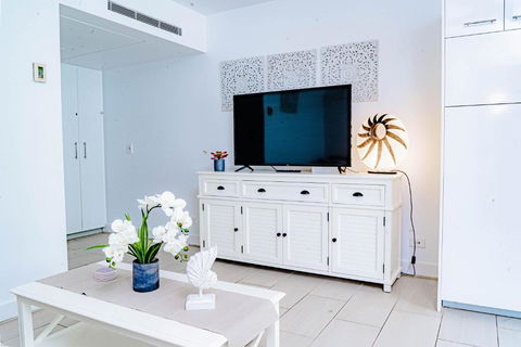 DRIFT PALM COVE- Private 2 Bed -Apartment 2204 - Holiday Adelaide 3
