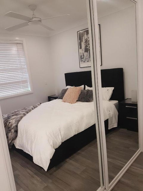 Edwin Place Apartment - Holiday Adelaide 1