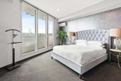 Elegant 1-Bed By Riverside Park & Amenities - Holiday Adelaide 3
