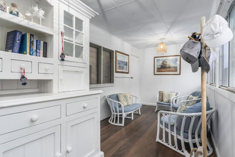 Family Fun Your Beach And Fishing Delight - Holiday Adelaide 4