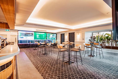 Five Island Hotel - Holiday Adelaide 3
