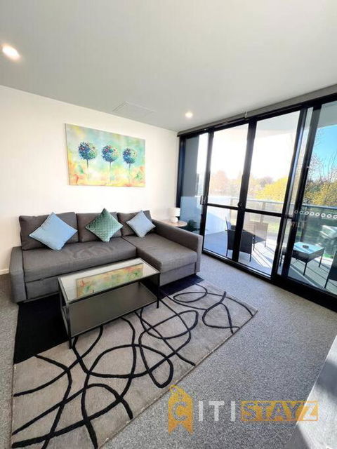 Fab In Phillip - 2bd 2bth Apt - Close To CBR Hospital - Holiday Adelaide 0